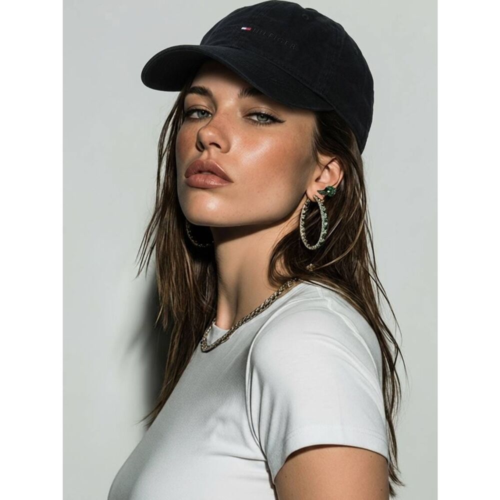 🔸️NWOT Tommy Hilfiger Black Logo Unisex Adjustable Hat One Size